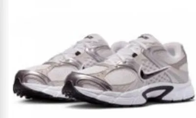Produktbild von Nike Herren Sneaker V5 RNR weiß Größe EUR 44