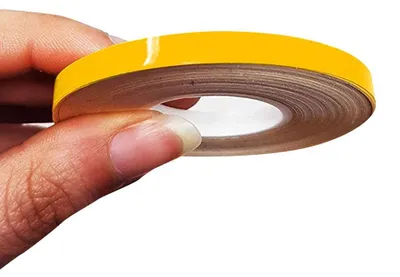 Productafbeelding van Reflecterende stripingtape voor auto's, geel, 5 mm x 10 meter
