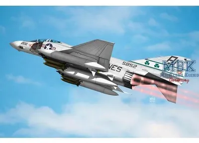 Image de Kit maquette avion 12356 - USMC F-4J Phantom II "VMFA-333 Fighting Shamrocks" (1:48)