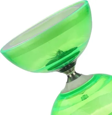 Produktbild von Diabolo Freiläufer mit Kugellagern - Jonglier-Set 4 Farben - Ersatzschnur 10 m - Grün