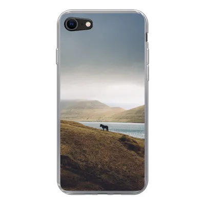 Produktbild von MuchoWow® Handyhülle Schutzhülle Hülle für iPhone 7 Pferd - Berg - Landschaft Silikon Softcase Handy Hülle - Kartenhalter