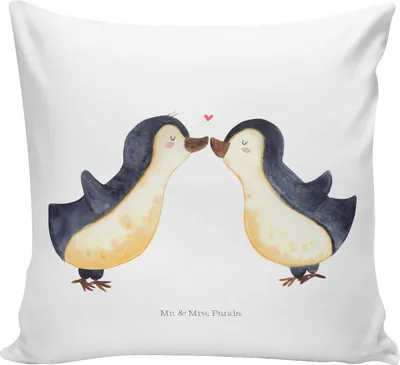 Produktbild von Mr. & Mrs. Panda Dekokissen Pinguin Liebe - Weiß - Geschenk, Verlobter, Kissen 40x40, couchkissen, Freundin, Vertraut, Lounge, kuschelkissen, Gastgeschenk, Geschenkidee