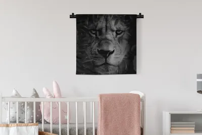 Produktbild von MuchoWow® Wandteppich Wandbehang Tiere - Löwe - Natur - Schwarz - Weiß 60x60 cm Tapisserie Dekoration Wandtuch - Dekorationen - Wand Decke