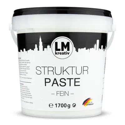 A white plastic bucket of LM Strukturpaste fein (texture paste).