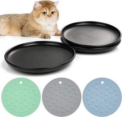 Image de 3 bacs à litière en céramique avec tapis antidérapants - parfaits pour les chats et les chatons