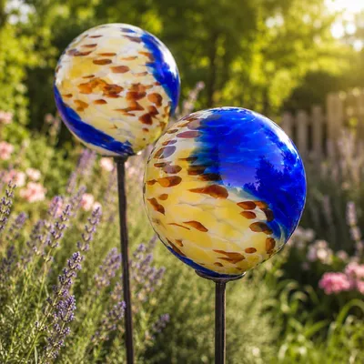 Produktbild von Glaskugeln Gartenstecker Blau Gelb Handarbeit 2er Set 100cm Beetstecker