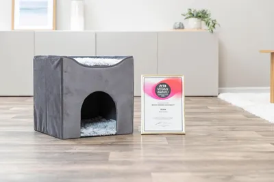 Produktbild von TRIXIE Höhle Harvey - grau/weiß-schwarz - 38 × 38 × 38 cm