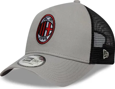 Zdjęcie produktu dla Czapka z daszkiem New Era A-Frame Trucker Cap – AC MAILAND szara