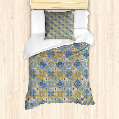 Produktbild von ABAKUHAUS Antique Oriental Bettbezug Set, Detaillierte Vivid Floral inspiriert Azulejo Illustration, 135 x 200 cm + 80 x 80 cm, Violet Blue Bernstein
