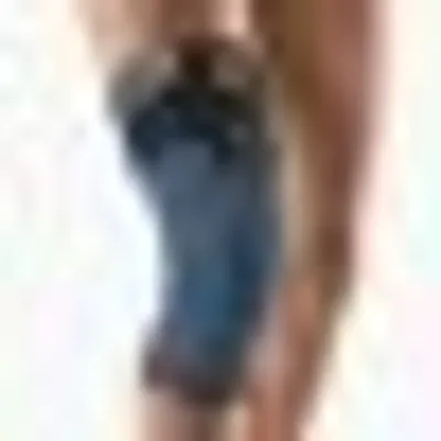 Produktbild von Bort Generation Kniebandage Plus blau>>>>Gr. 1