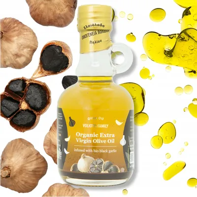 Zdjęcie produktu dla Voliotis | Oliwa z oliwek - Aromat czosnku - 250 ml - Niefiltrowana - Tłoczona na zimno