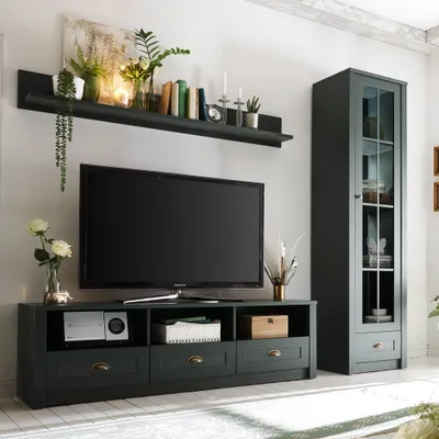 Produktbild von Landhaus Wohnzimmer Wohnwand ATHEN-61 in edlem englisch-grün - B/H/T: 225/197/43 cm