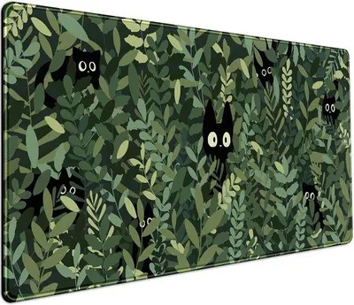 Produktbild von Famanu Gaming-Mausmat XXL mit Anime-Katzen und grünen Blättern - 80 x 40 cm