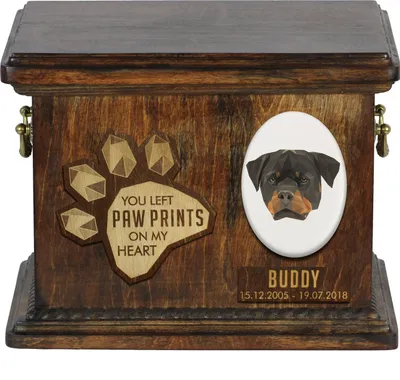 Obrázek produktu pro Rotvajler - Urna na popel psa, personalizovana urna s rytinou, pametni krabice na popel psa znacky Art-Dog
