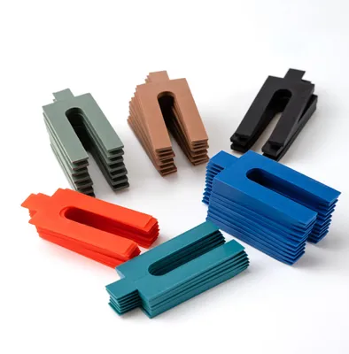 Produktbild von Relaxdays Abstandshalter, 144er Set, Kunststoff, 6 Größen, 1–6 mm, Verglasungsklötze Fenster, Unterlagsplättchen, bunt