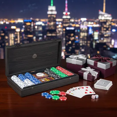 Produktbild von Exklusives Poker-Set in mattschwarzer Holzbox