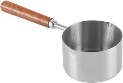 Image de Pot à lait en acier de 250 ml avec anse et poignée en bois - Anti-brûlures - Cuisine à la maison