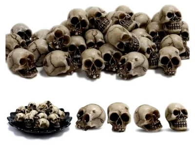 Produktbild von Miniatur Totenköpfe 20 Stück, Harz Schädel Figuren für Halloween und Partydekoration