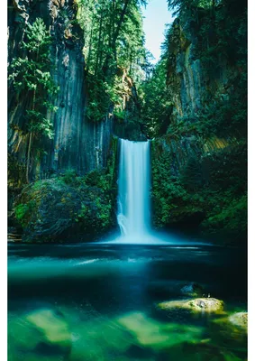 Image de Tableau sur toile cascade verte 65x97 cm, Tableau mural moderne pour décoration intérieure