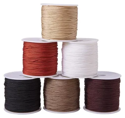 Produktbild von Omgoods – Nylon-Kordel, 0,8 mm – 6 Farben – 91 m pro Rolle – Kordel für Schmuck – Makramee-Garn – Geflochtenes Armband – Bastelmaterial