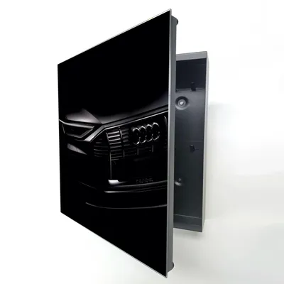 Produktbild von Schlüsselkasten Schwarz Metall, Audi Sportwagen Scheinwerfer Motiv hinter Glas, Moderne Schlüsselbox rechtsöffnend, 32x28x6,5 cm, 20 Haken für de Flur