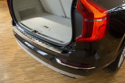 Obrázek produktu pro Ochranná lišta hrany kufru Volvo XC90 2015- (matná)