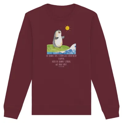 Produktbild von Mr. & Mrs. Panda Baumwoll Pullover Pinguin Surfer Größe M - Burgundy - Geschenk, Pulli, Hawaii, Motiviert, Sweatshirt, Optimistisch, Urlaub, Portugal, Sweater