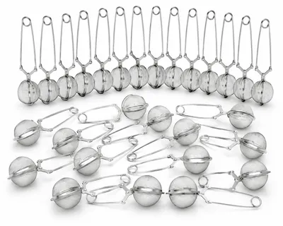 Immagine prodotto di 13 pezzi pinze da tè in acciaio inox, set di 13 clip per tè in foglie sfuse, uovo di tè a forma di palla, filtro per tè, colino per tè resistente e versatile, colino per tazze, uovo per spezie