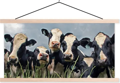 Produktbild von MuchoWow® Textilposter Kuh - Wolken - Gras - Tiere 60x30 cm mit holzfarbenen Rahmen - Dekoration