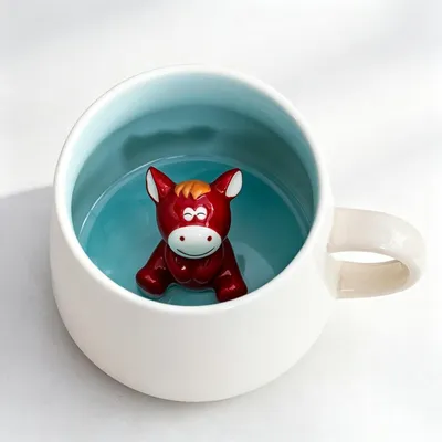 Produktbild von 3D Pferd Tasse Kaffeebecher Porzellan 350 ml blau/rot