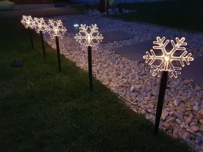 Produktbild von Sada 5 svetelných tyčiniek LED snehová vločka, teplá biela, IP44, batérie s časovačom