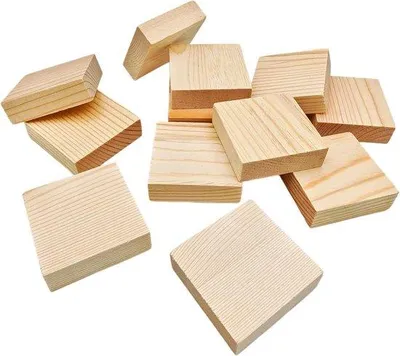 Zdjęcie produktu dla Kwadratowe klocki drewniane – majsterkowanie z klockami drewnianymi – projekty rękodzieła – świeże drewno świerkowe – 5 x 5 x 1,5 cm – naturalne