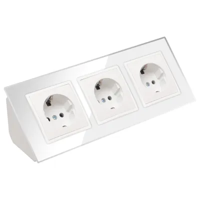 Produktbild von Glas Ecksteckdose 3-fach Steckdose Steckdosenblock 45° Verteilerdose weiß.