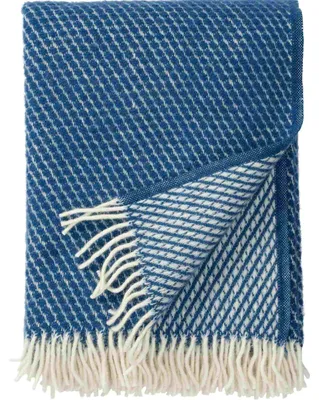 Produktbild von Klippan Velvet Wolldecke aus Schurwolle 130x200 cm: petrol Farbe: petrol