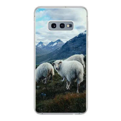 Produktbild von MuchoWow® Handyhülle Schutzhülle Hülle für Samsung Galaxy S10e Schafe - Natur - Berge Silikon Softcase Handy Hülle - Handy