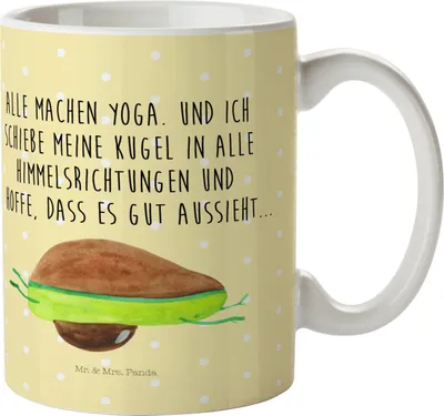 Produktbild von Mr. & Mrs. Panda Plastikbecher Avocado Yoga - Gelb Pastell - Geschenk, Mehrwegbecher, Unsportlich, Pott, Hilfe, Kinderbecher, Kunststoffbecher, Humor, Bauch, Haha, Gesund