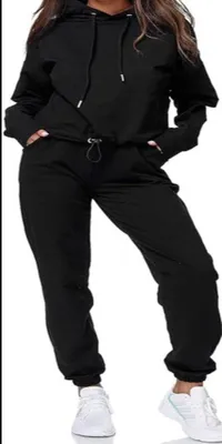 Imagen del producto de Traje de entrenamiento para mujer: comodidad y estilo en un solo conjunto