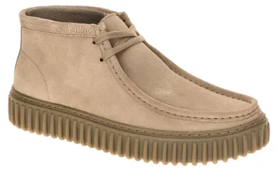 Produktbild von CLARKS Schnürboots Torhill High mit profilierter Laufsohle 1250A Stone Suede 45