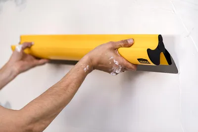 Zdjęcie produktu dla HARDY WORKING TOOLS - Szpachelka do gipsu, 80 cm - Szpachelka do dużych powierzchni, wykonana ze stali nierdzewnej