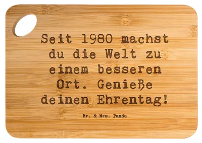 Produktbild von Mr. & Mrs. Panda Schneidebrett Spruch 1980 Geburtstag - Transparent - Geschenk, Frühstücksbrett, Frühstücksbrettchen, Geburtstagsgeschenk, Alter, Holzbrett, Hackbrett