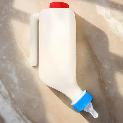 Produktbild von Ziegenfütterungsflaschen mit praktischem Griff für die Tieraufzucht, Schafflaschen mit Skala für Ziegen, Welpen, Schafe, Kühe und Kleintiere