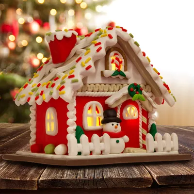 Produktbild von LED Lebkuchenhaus 13cm Deko Weihnachtshaus rot-weiß