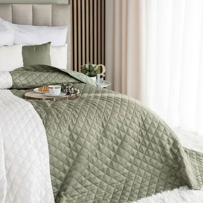 Produktbild von HERRINGBONE Tagesdecke Grau-Grün 170x210 cm - Eleganz und Stil in Ihrem Schlafzimmer