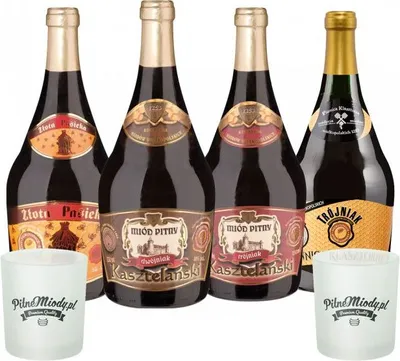 Produktbild von Set mit 4 TiM Mets (Honigwein Dwójniak-Halber / 3x Trójniak-Drittel) mit 2 Bechern | 3000ml | 13-16% Alkohol Metwein | Polnische Produktion