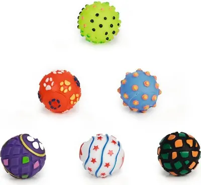 Produktbild von Beeztees 1 Stck. Hundespielzeug Ball Alix farblich sortiert 5 cm