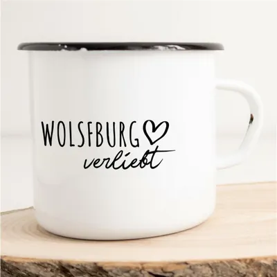 Produktbild von Huuraa Emaille Tasse Wolfsburg  Geschenk Kaffeebecher Vintage 300ml Wolfsburg  Präsent