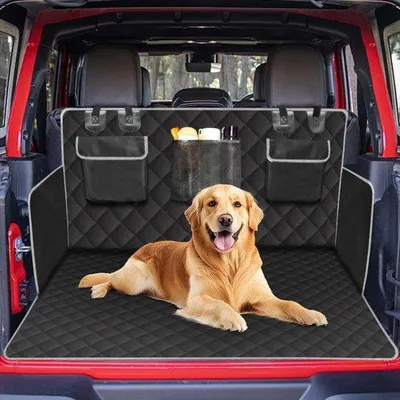 Produktbild von Universaler Hundekofferraummatte schwarz – kratzfest antislip wasserdicht mit Bumperbeschutzklappe für Limousinenautos