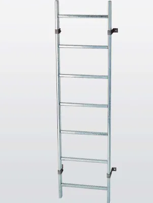 Produktbild von Günzburger Steigtechnik Schachtleiter Stahl feuerverzinkt 300 mm lichte Weite 9 Sprossen - 060009