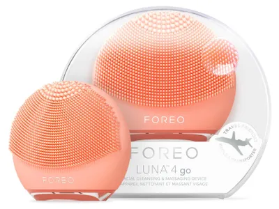Produktbild von FOREO LUNA 4 go Gesichtsreinigungsbürste – Sanfte Reinigung & Massage – Kompaktes Beauty Tool für alle Hauttypen