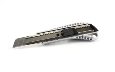 Produktbild von Abbrechmesser 18 mm Aluminium mit Metallführungsschiene Cuttermesser / Teppichmesser